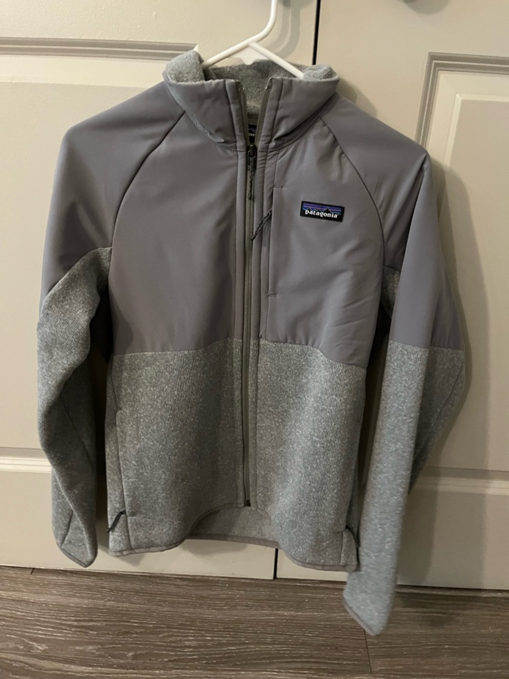Patagonia Gray Fleece Jacket - Softshell & Fleece Hybrid